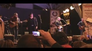 Exile with Trace Adkins - Kiss You All Over - Fremont Street - 12/2/11