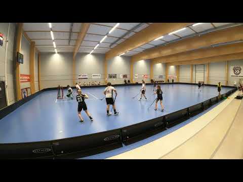 9.2.2022 FC Tuusula/Blackbirds United T18  - Blackbirds United P16 - erä 3/3 Tuusulan salibandyhalli