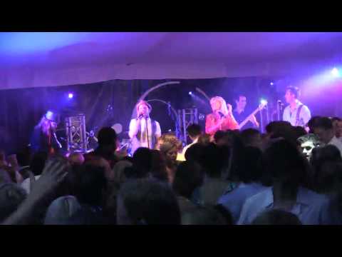 Stevie Wonder Live - Superstition, I Wish & Signed, Sealed, Delivered