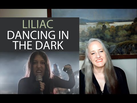 Voice Teacher Reaction to Liliac - Dancing in the Dark