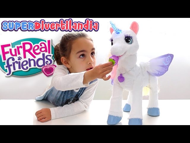 Vídeo relacionado con Just Play Pequeño Cerdito de Peluche Interactivo My Minis Piglet de furReal con Movimiento, de Color Rosa, con Suave Relleno, Juguetes para niños a Partir de 4 años