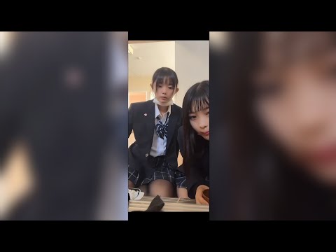 【tiktok】JKの制服黒タイツ - youtubeで抜けば？