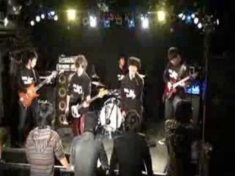 WeakDaze - Just Run (Live)