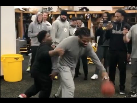 Lil Terio Entertaining the Pittsburgh Steelers In Locker Room