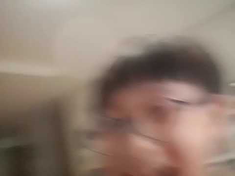 핸드폰을 떨굼(feed하마한테방귀뽕~~~)