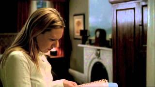 Fringe 1x17 Olivia's apartment