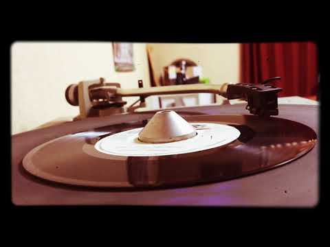 DON'T STOP THE MUSIC - AINSLEY MORRIS『DIGITAL KILLER』