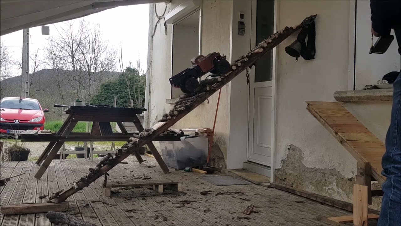 Atelier crawler 3 Rampe Pont en rondins de bois