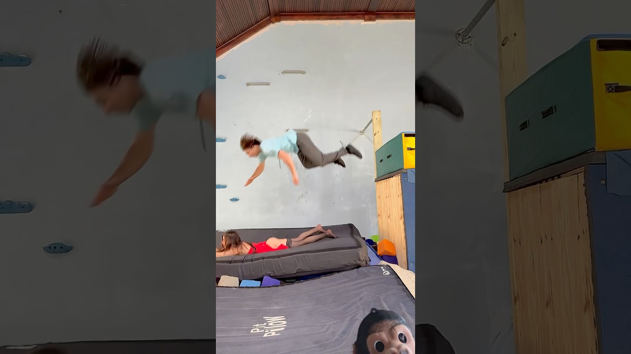 #flip #acrobatics #trampoline #tricking #fail #backflip