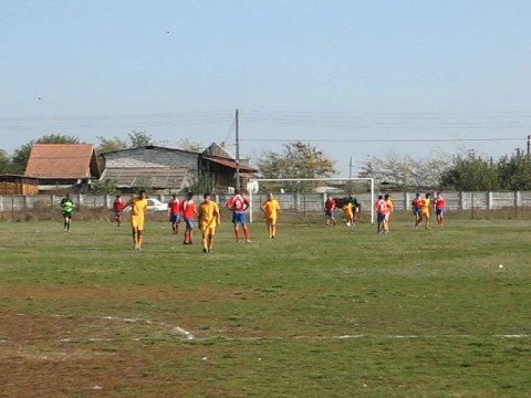 AVANTUL LUICA - Viitorul Mitreni 5-3 -- gol Luica la 2-0 pt Mitreni