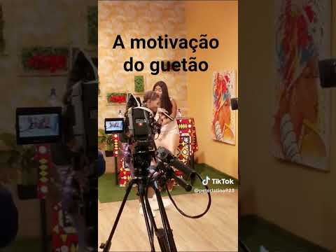 Peter Latino – Artista Angolano 🇦🇴*  Diretamente do *Huambo – Caála ()*, hoje estou em *Luanda*.