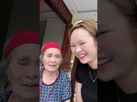 Con khủng long kêu sao bà