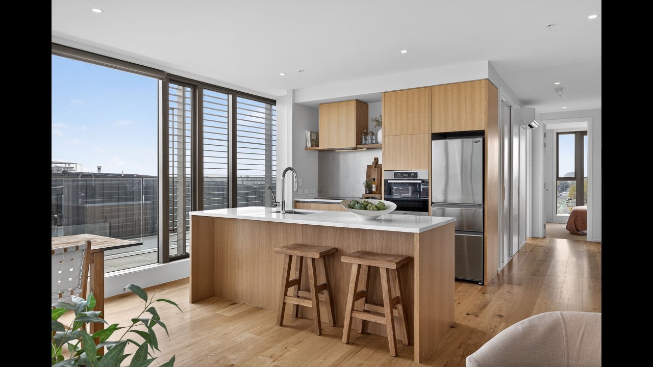 Video tour of Wraparound Balcony Luxury + 2 Carparks