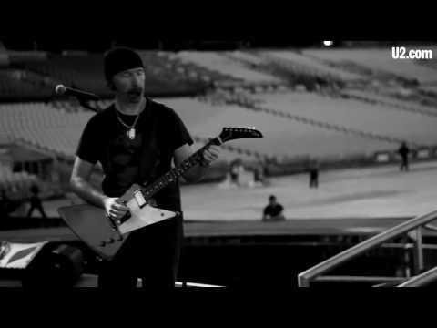 U2News - Edge soundchecks in Sydney