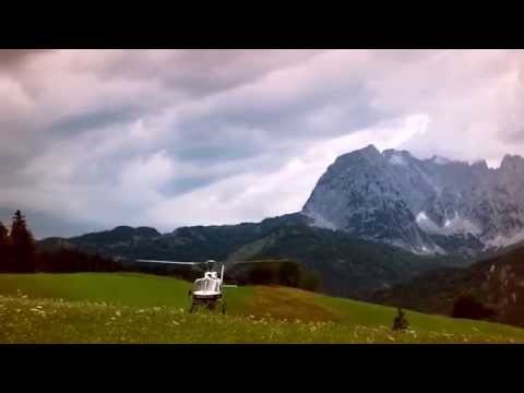 Die jungen Zillertaler (JUZIs) - Helikopter (Official Video) [HD]