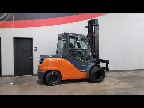 2015 Toyota 8FD45U 10,000lb Dual Drive Pneumatic Diesel Forklift STK 9052