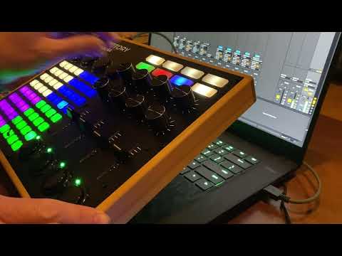 Momentary Ambient fet. @Yaeltex, @Ableton, @uheplugins & @ForsFM