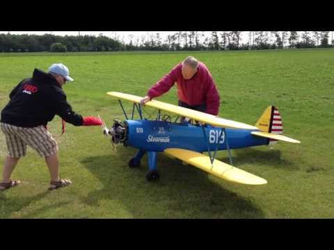 Stearman PT -17 mit 250ccm Moki Sternmotor Erstflug in Gols