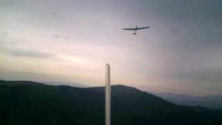 preview picture of video 'DG-303 LOOPING during AIRTOW DIVACA AIRFIELD PILATUS PORTER EP'