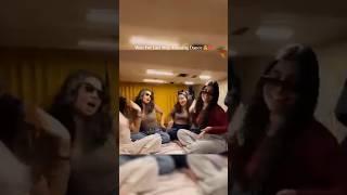 Download lagu Pinky Hai Paise Walon Ki || Girls Dance || WhatsApp [Lyrics] Dance Status || mp3