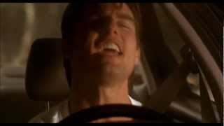 Tom Cruise singing (Jerry Maguire, 1996)