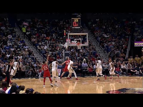 Raptors Highlights: VanVleet Closes the Third - November 15, 2017