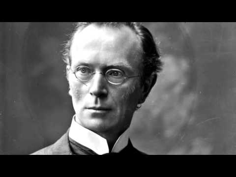 Brendan O'Carroll My Family at war 1916