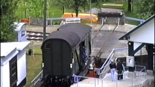 preview picture of video 'Güterwagentransport Oberweißbacher Bergbahn'