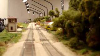 preview picture of video 'Midwest Valley Modelers Detailed HO scale train layout'