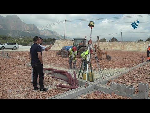 Las pistas de tierra batida de la Academia Ferrer de La Nucía comienzan a tomar forma