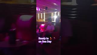 Flori on the go....💃 ❤️ 🌷 ⛱️ 🛳 🌇  #youtubeshorts #cruise #travel #trending #ytshorts #latinmusic