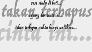 Download lagu 4WD - Jangan Lupakan Aku (lyric on screen) mp3