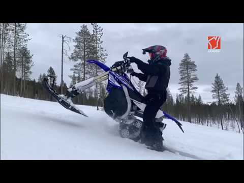 Stuntfreaksien Juha Ruokolainen ja Fanni Saarelainen testaavat Yokon kelkka-asuja