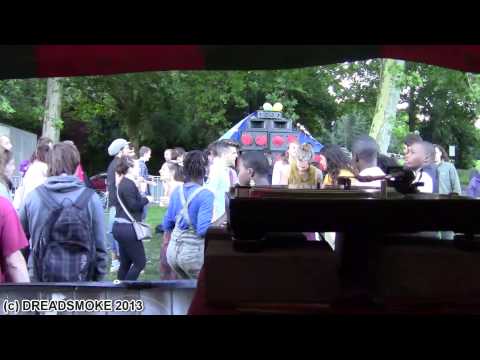 JAHMBASSADOR HI-FI @ 5 years of reservoir dub \ ganja round 2 \ park de laeken 11-08-2013