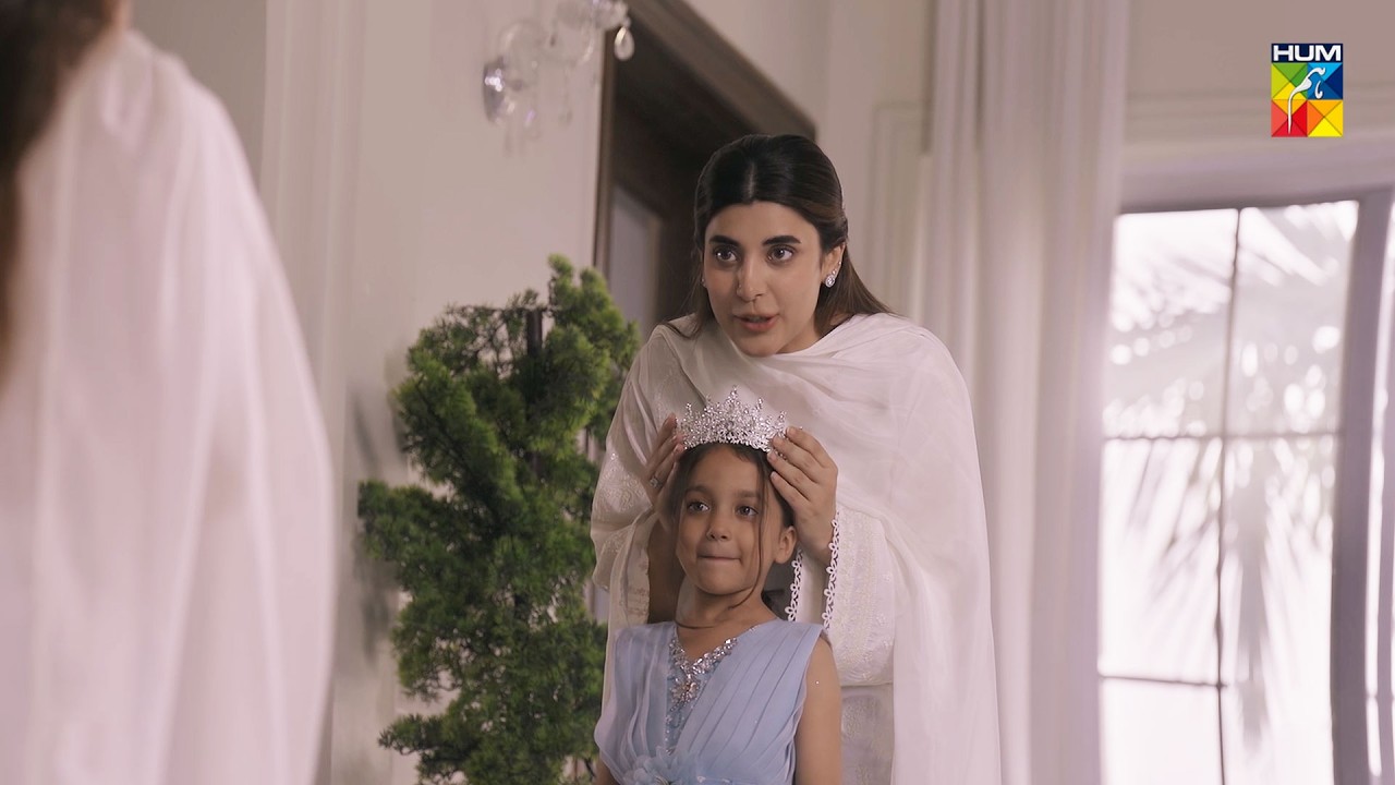 Meri Beti Tou Princess Hae 😍 | Aap Ki Izzat | #urwahocane #ahsankhan #HUMTV