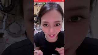 腹ちら美女　tiktokライブ　かわいい