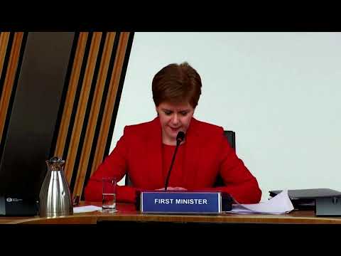蘇格蘭領導人為前任辦案辯護 (Scotland leader defends predecessor case handling)