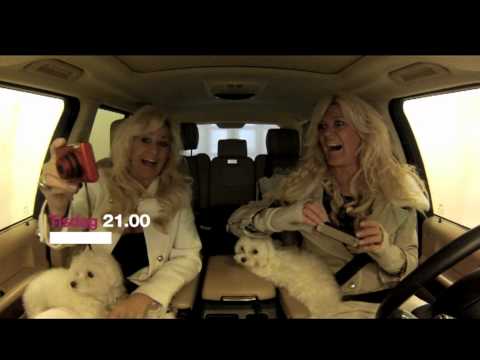 Maria & Mindy - Best Friends Forever, biltvätt och lycka