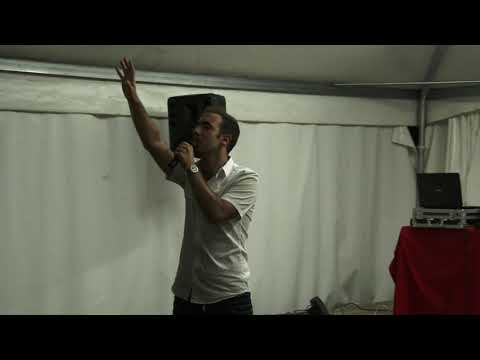 Le barzellette di Lorenzo Andreaggi - L'albero e i carabinieri (vers. 2)