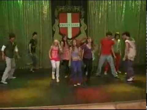 Las Populares y Las Divinas Ensayan