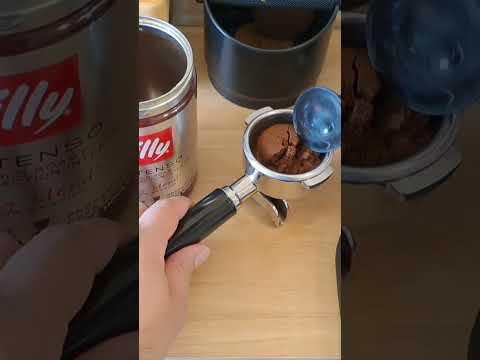 Perfect Illy Dose – Espresso Like a Pro! #coffee