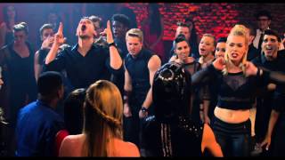 Pitch Perfect 2 - Riff Off clip