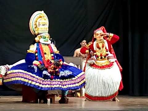 Kathakali Maholsavam - 2019 : Naatya Naishadham  - Nalacharitham 4th day - Bahukan with Kesini.