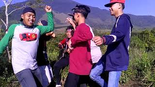 preview picture of video 'Lambosir bergoyang|kaki gunung ciremai'