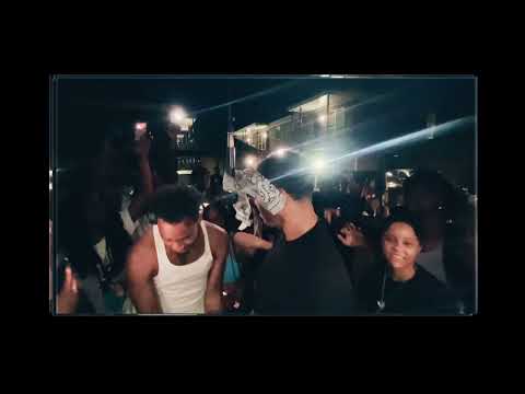 Msg Dooney b ft 4blk Tdubb - Action Figures