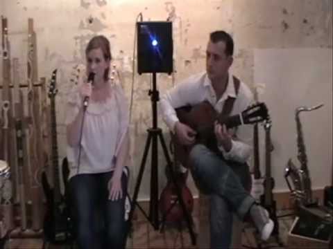 Adele Someone like you acoustic cover - www.2bnoted.de