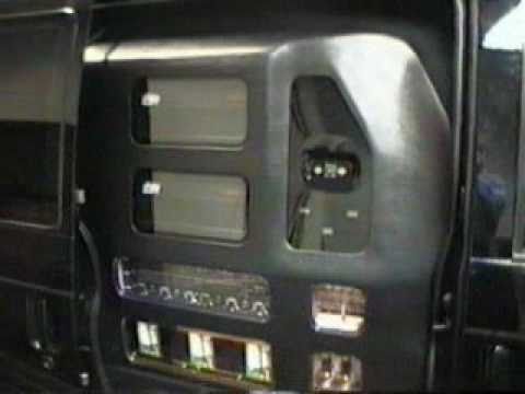 Earthquake Van 4 - V8 5.7 Astro Van - Old School car audio