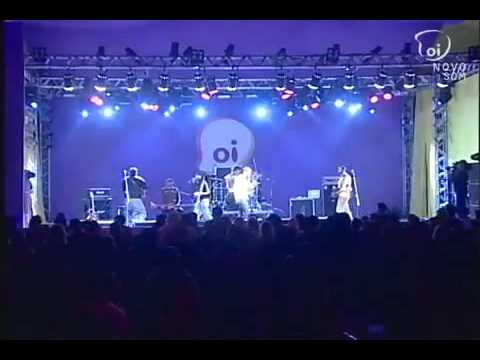 Fino Coletivo - Ai de Mim  (Ao Vivo no SWU)