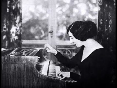 Landowska:   Bourrée d'Auvergne   -   Wanda Landowska, cembalo
