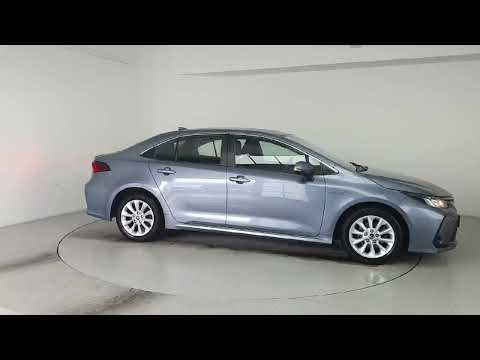 Toyota Corolla 1.8 Hybrid Aura Saloon - Image 2